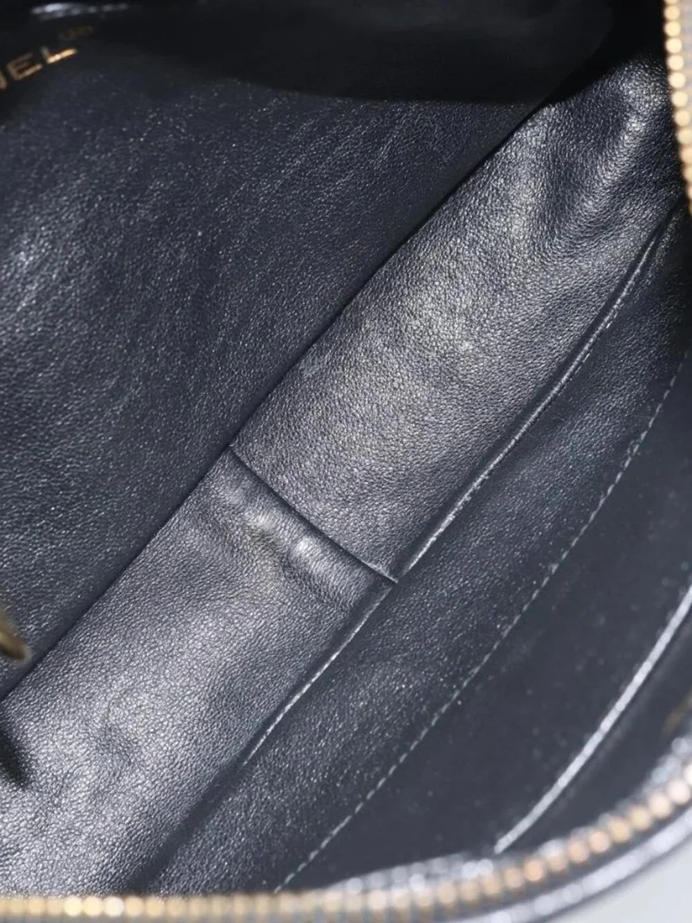 CHANEL Matelasse Shoulder Bag Lamb Skin Black Gold CC Auth gh1958
